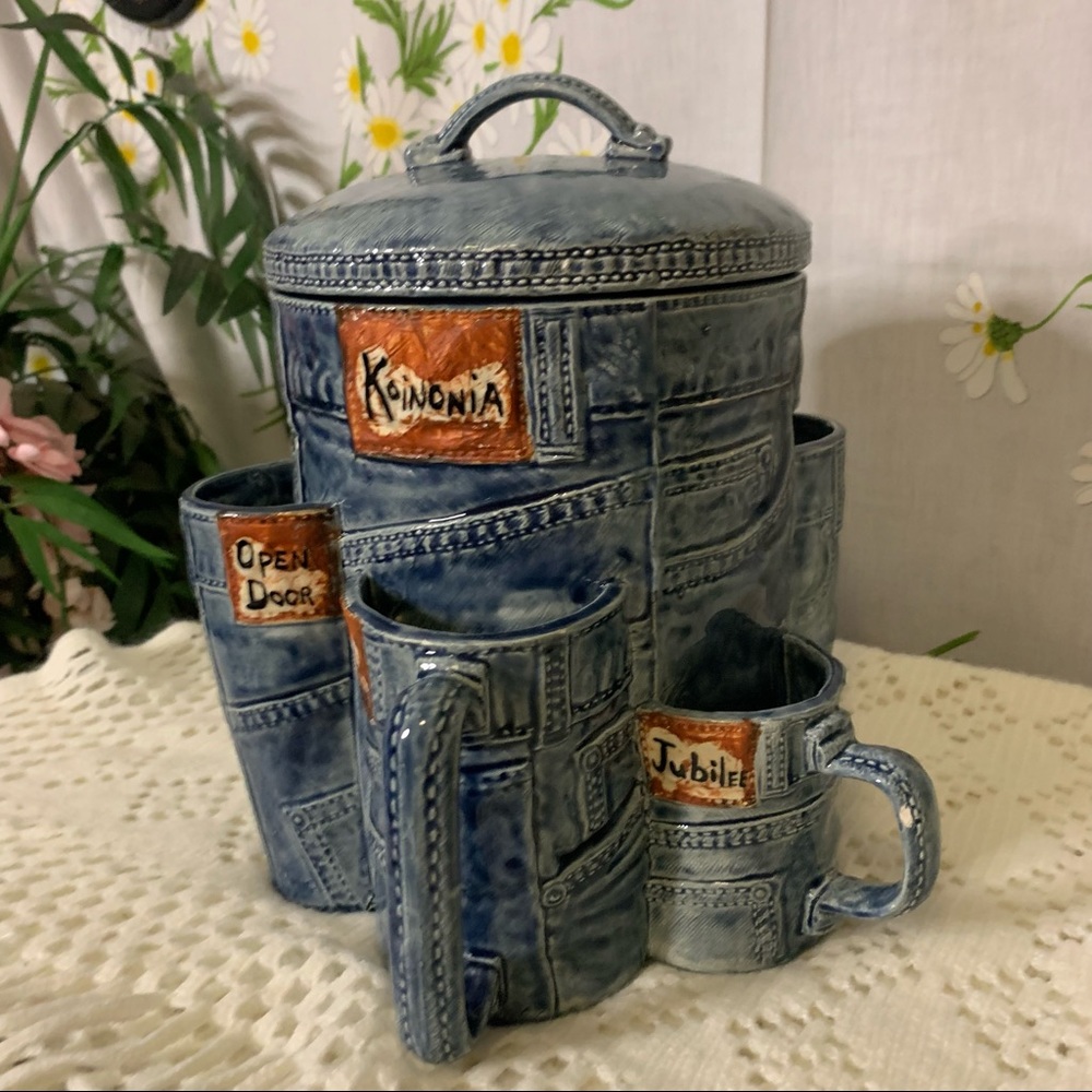 Vintage 70s denim look lidded ceramic canister - Picture 4 of 13